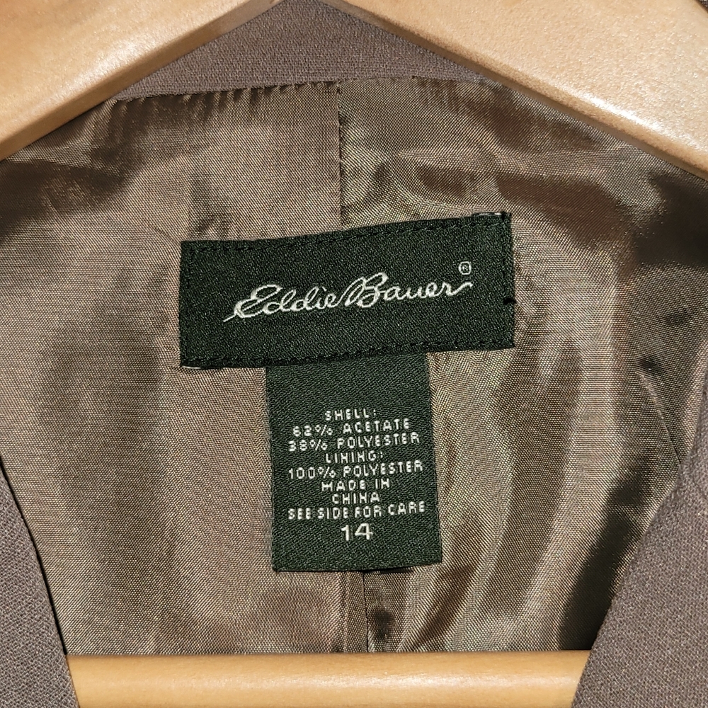 Ladies Blazer - Picture 2 of 4